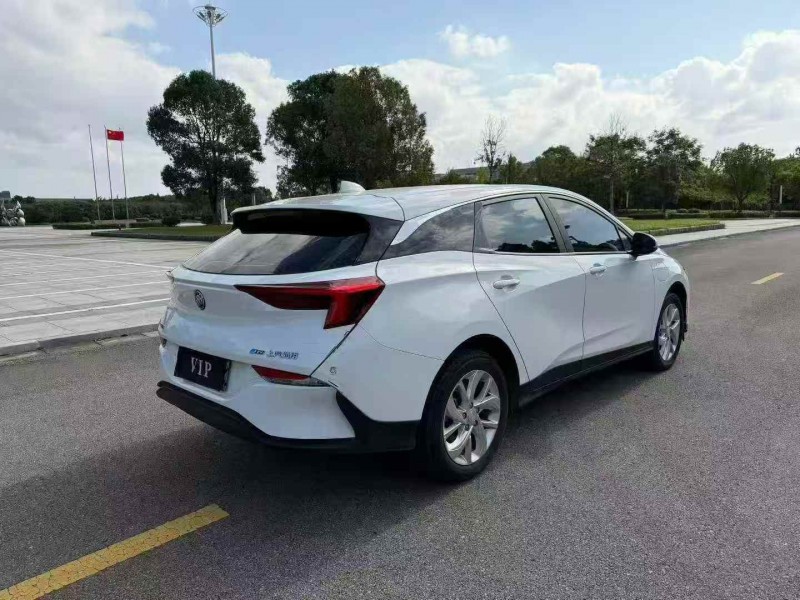 南通24年别克微蓝7