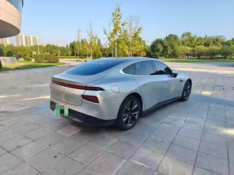 鄂州22年小鹏汽车p77