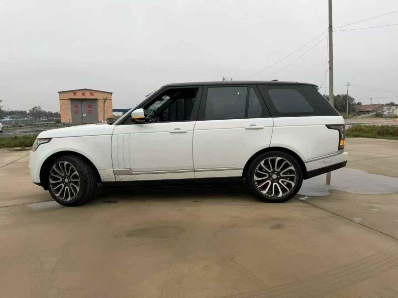 徐州18年路虎揽胜行政3