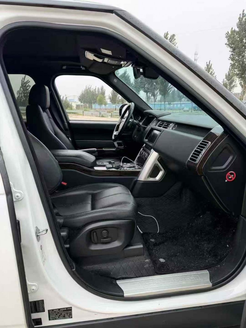 徐州18年路虎揽胜行政4