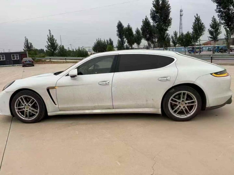 连云港17年保时捷帕拉梅拉3