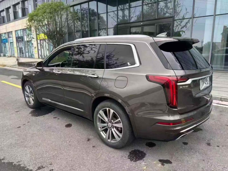怀化20年凯迪拉克XT67