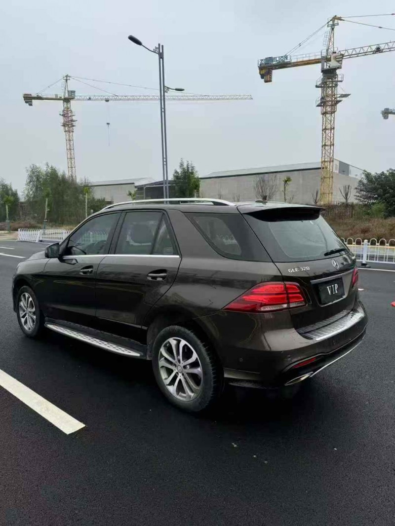 潍坊16年奔驰GLE8