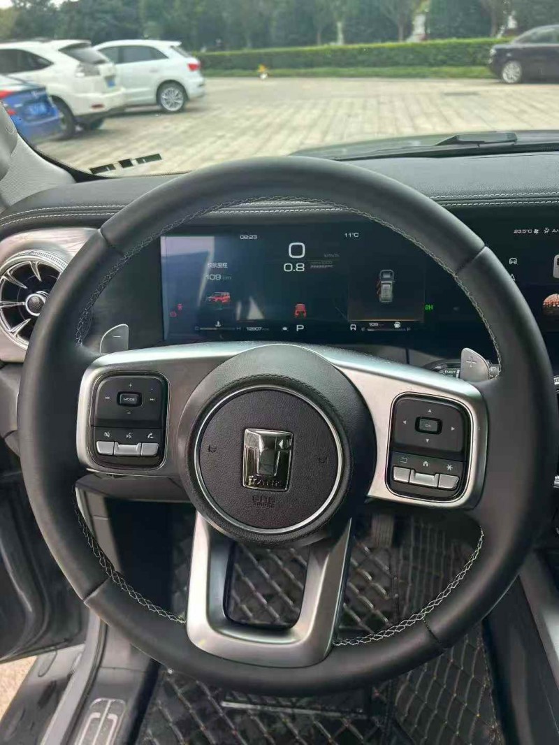 南京23年长城汽车坦克6