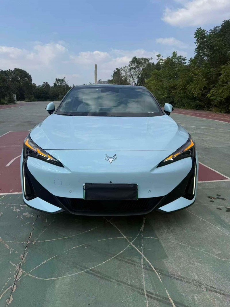 盐城24年极狐汽车阿尔法1