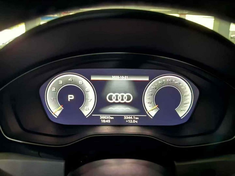 鄂州22年奥迪A4L4