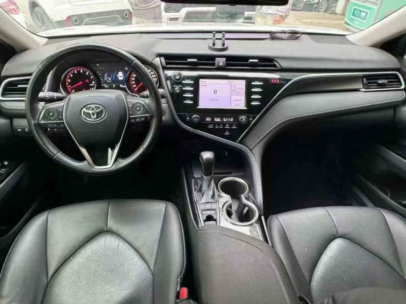 邵阳19年丰田凯美瑞6