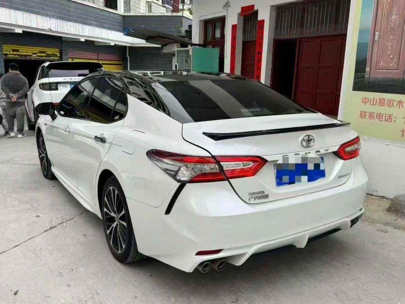 邵阳19年丰田凯美瑞8