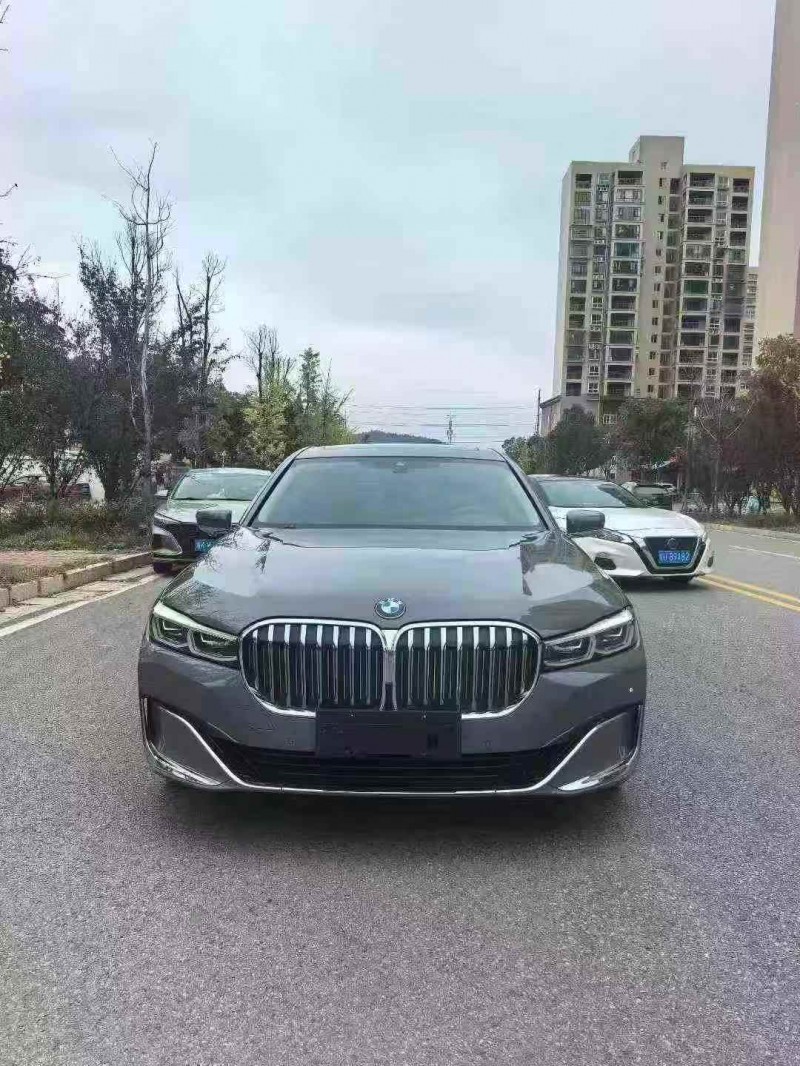 湘潭21年宝马7系1