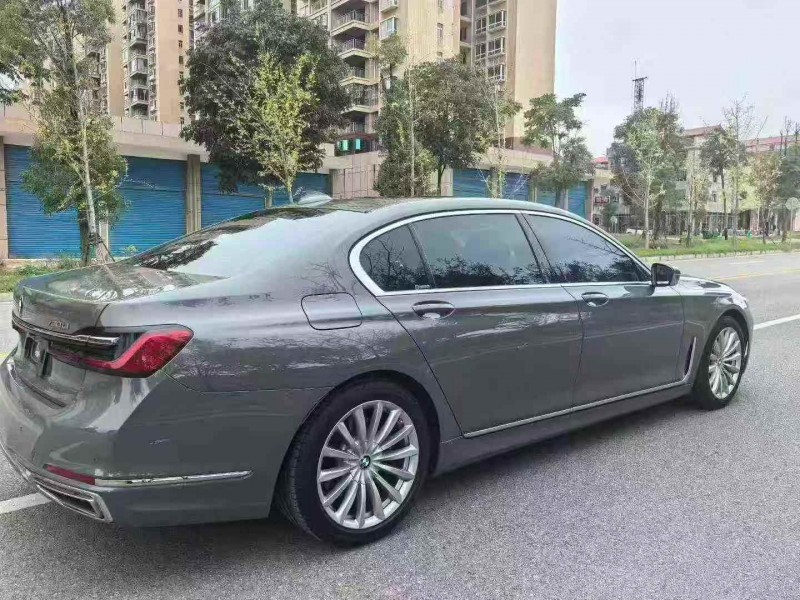 湘潭21年宝马7系9