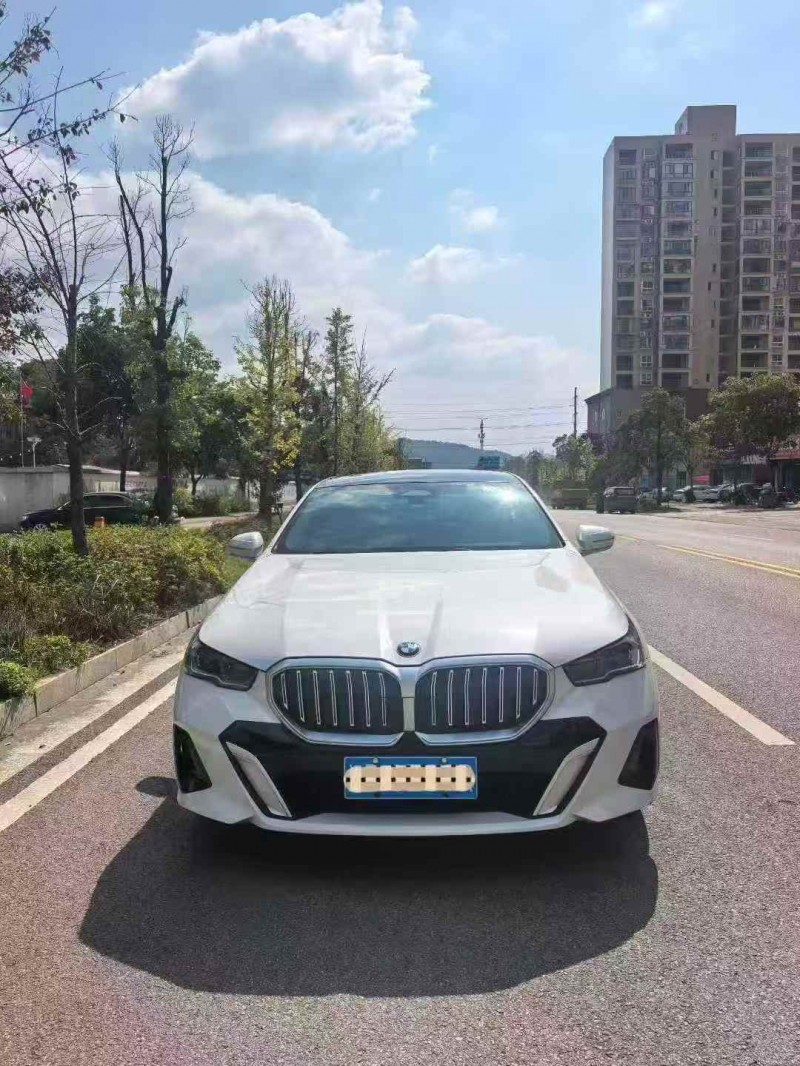 益阳24年宝马5系1