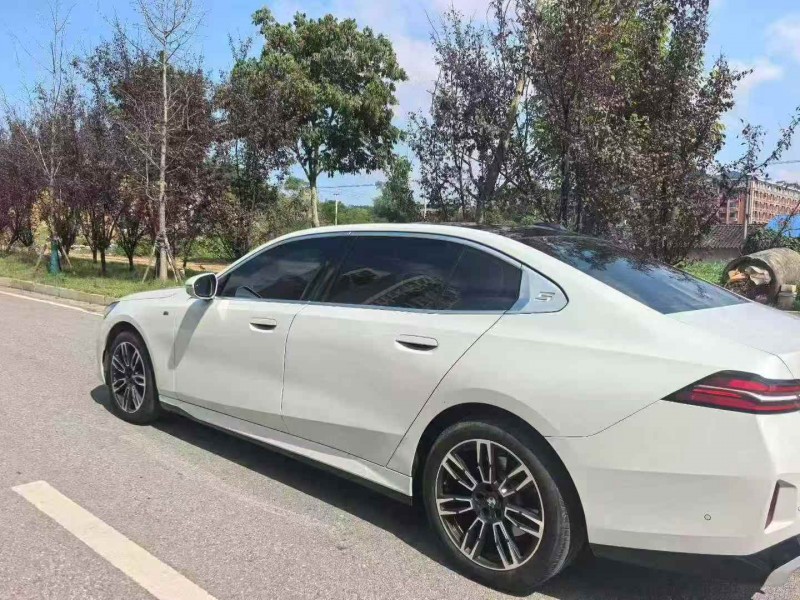 益阳24年宝马5系7