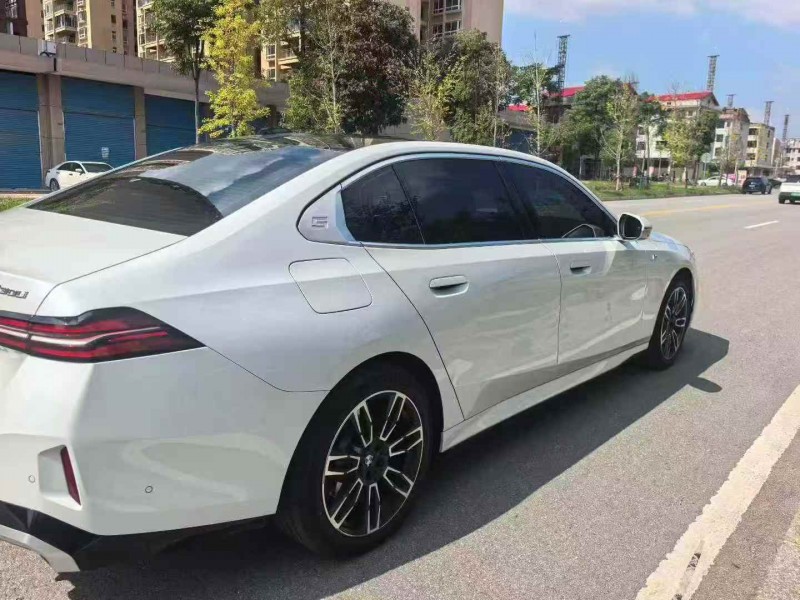 益阳24年宝马5系9