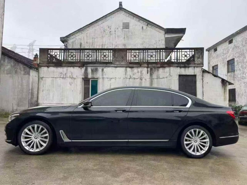 徐州16年宝马7系2