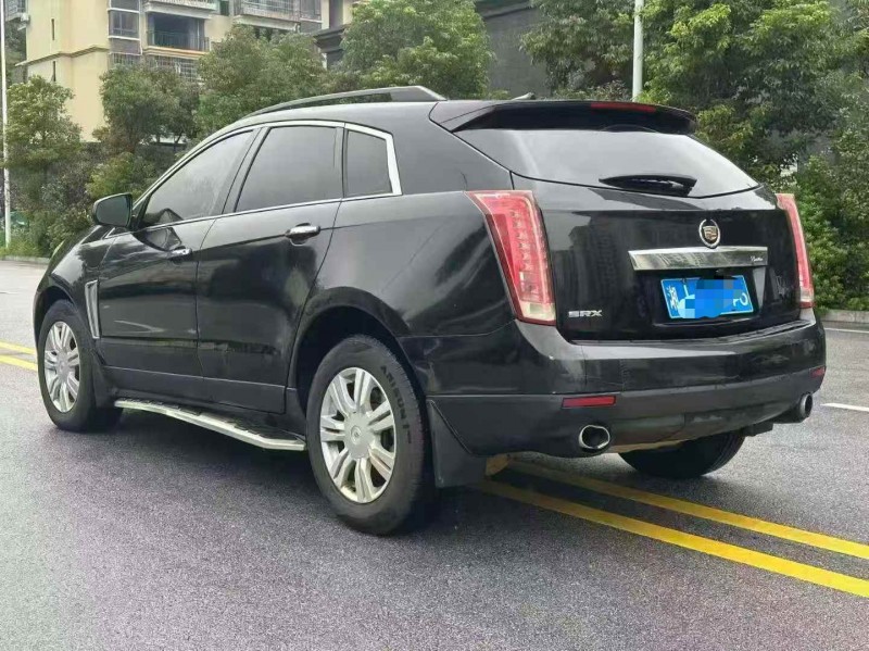 邵阳16年凯迪拉克SRX7