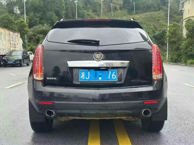 邵阳16年凯迪拉克SRX8