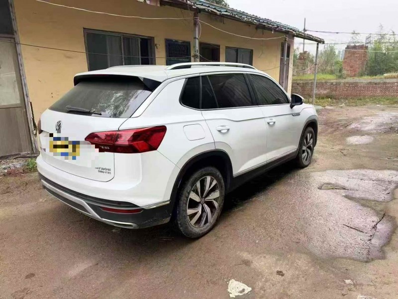 菏泽20年大众探岳7