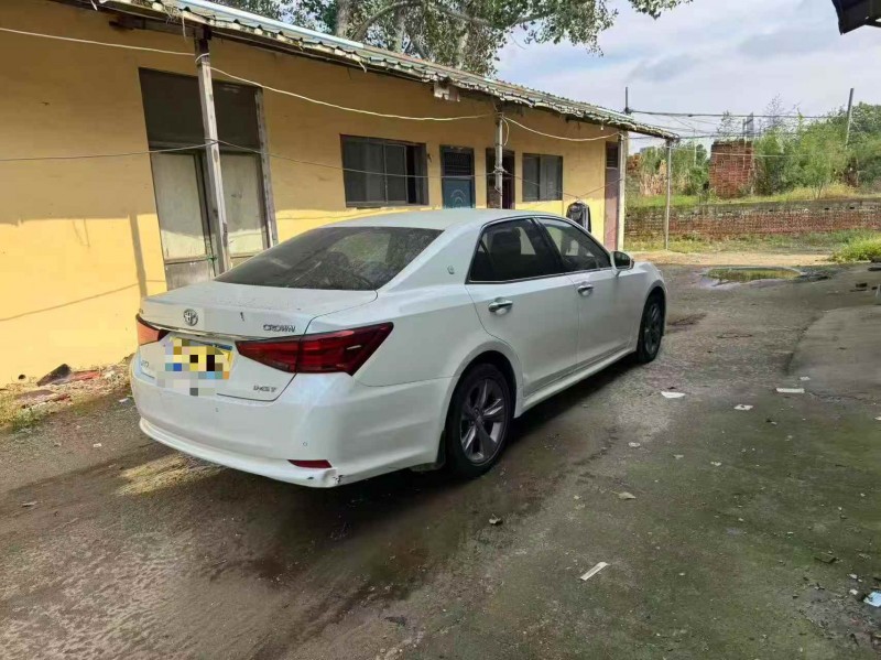 菏泽16年丰田皇冠7