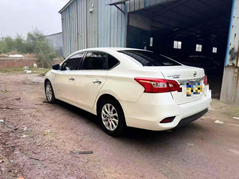 菏泽21年日产轩逸7