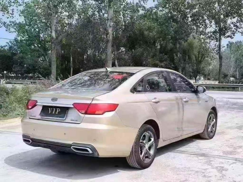 菏泽18年吉利帝豪7