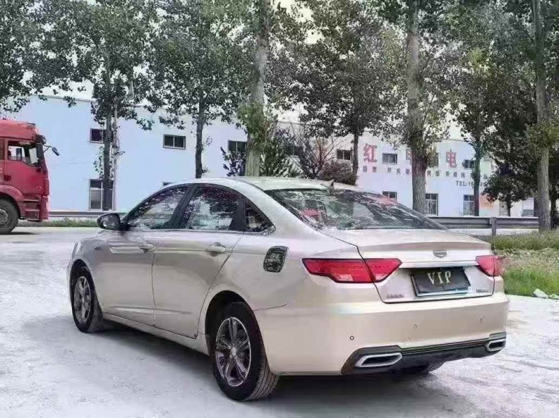 菏泽18年吉利帝豪8