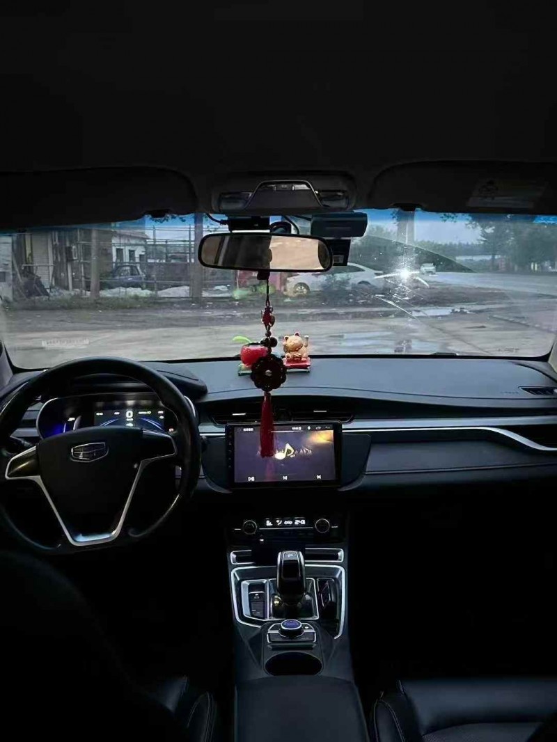 菏泽19年吉利帝豪6