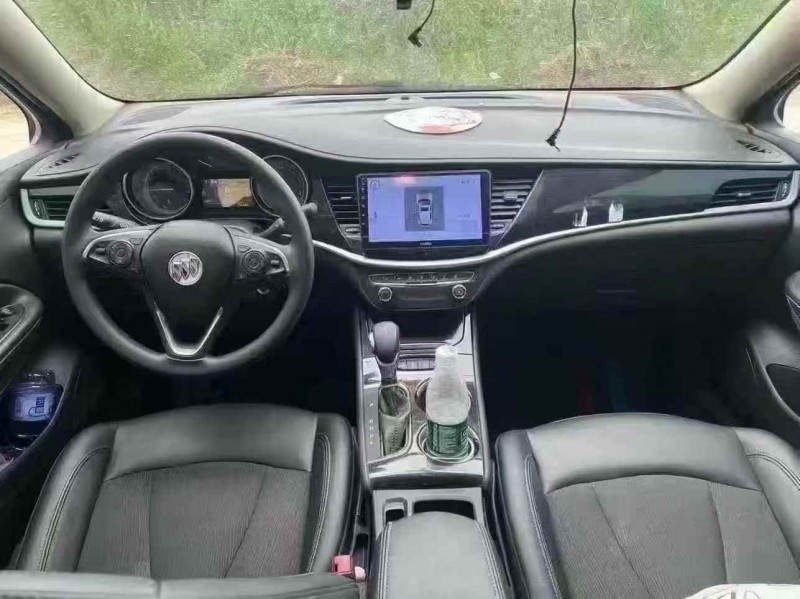 菏泽17年别克威朗4