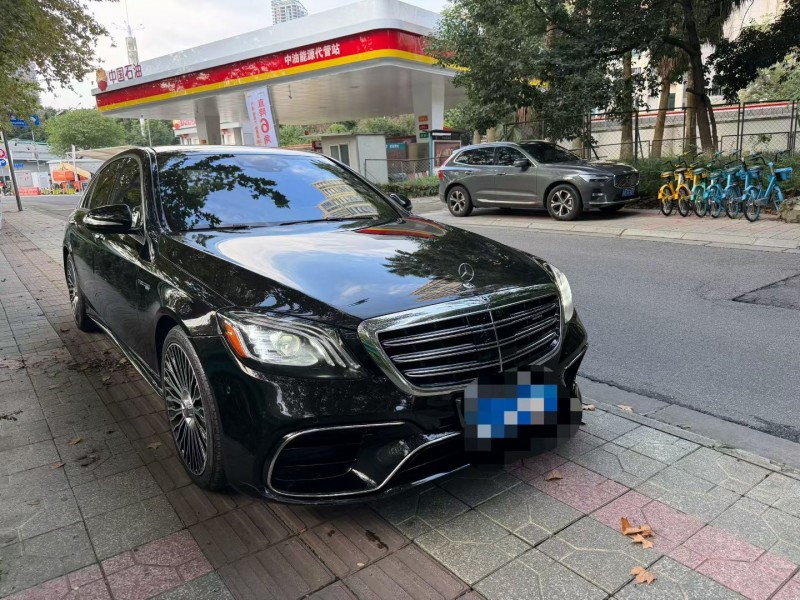 南昌19年奔驰迈巴赫S级2