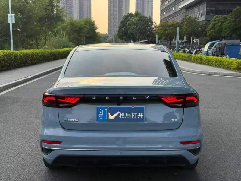 东莞23年吉利帝豪9