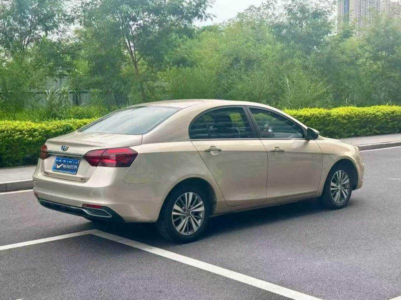 东莞19年吉利帝豪7