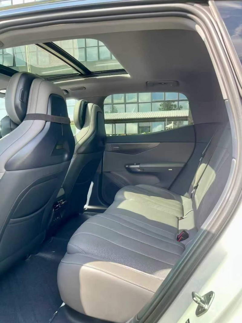 东莞25年领克076