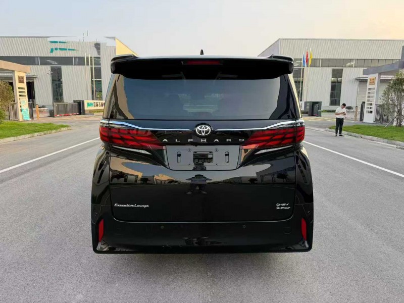 徐州25年丰田埃尔法9