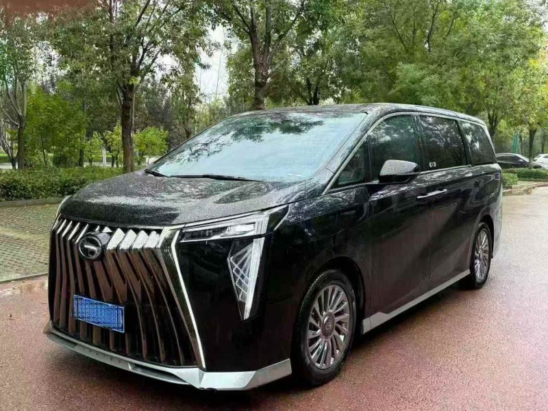 济宁24年传祺M82