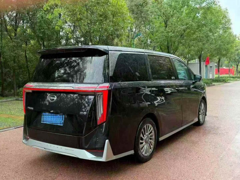 济宁24年传祺M88