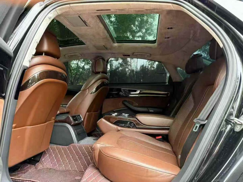 济南16年奥迪A8L2