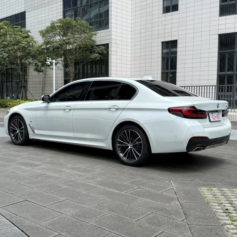佛山22年宝马5系8