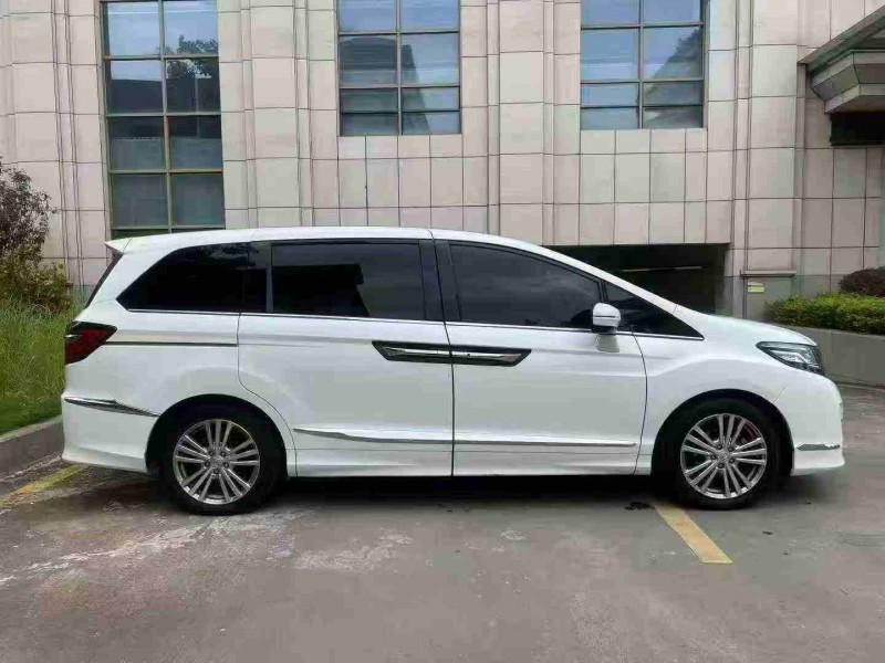 佛山18年本田艾力绅5