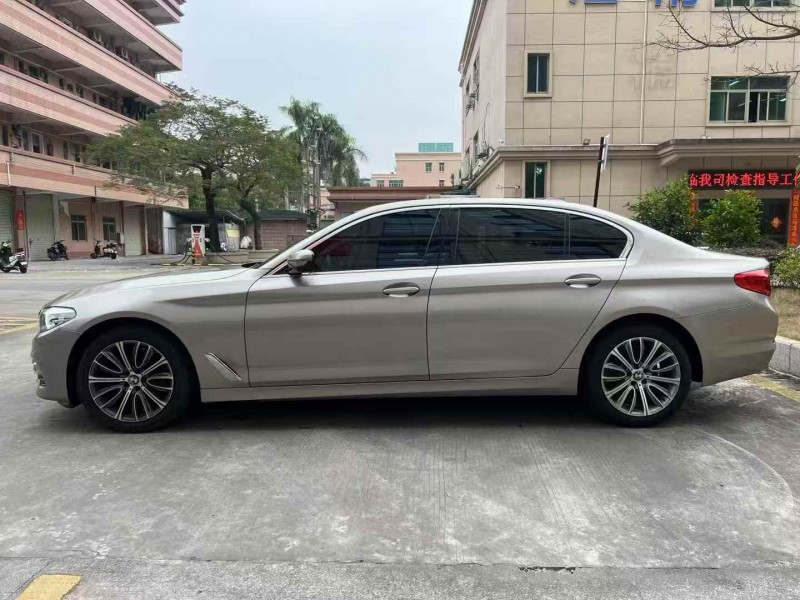 东莞19年宝马5系4