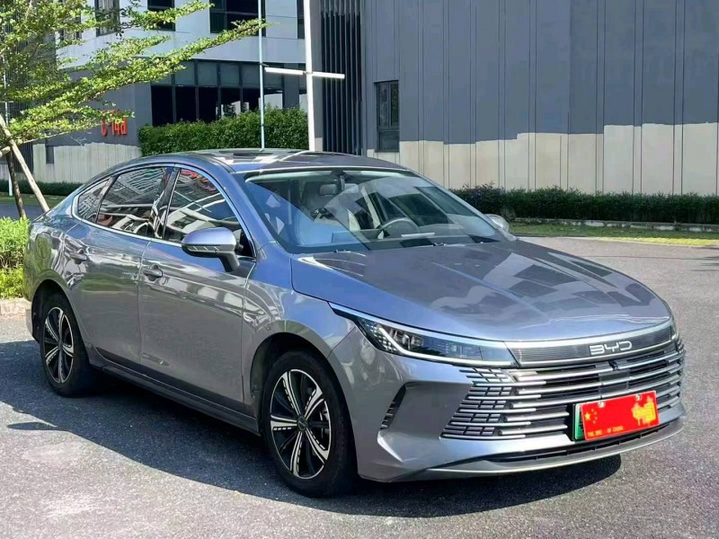 广州22年比亚迪驱逐舰2