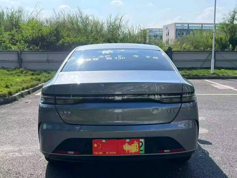 广州22年比亚迪驱逐舰5