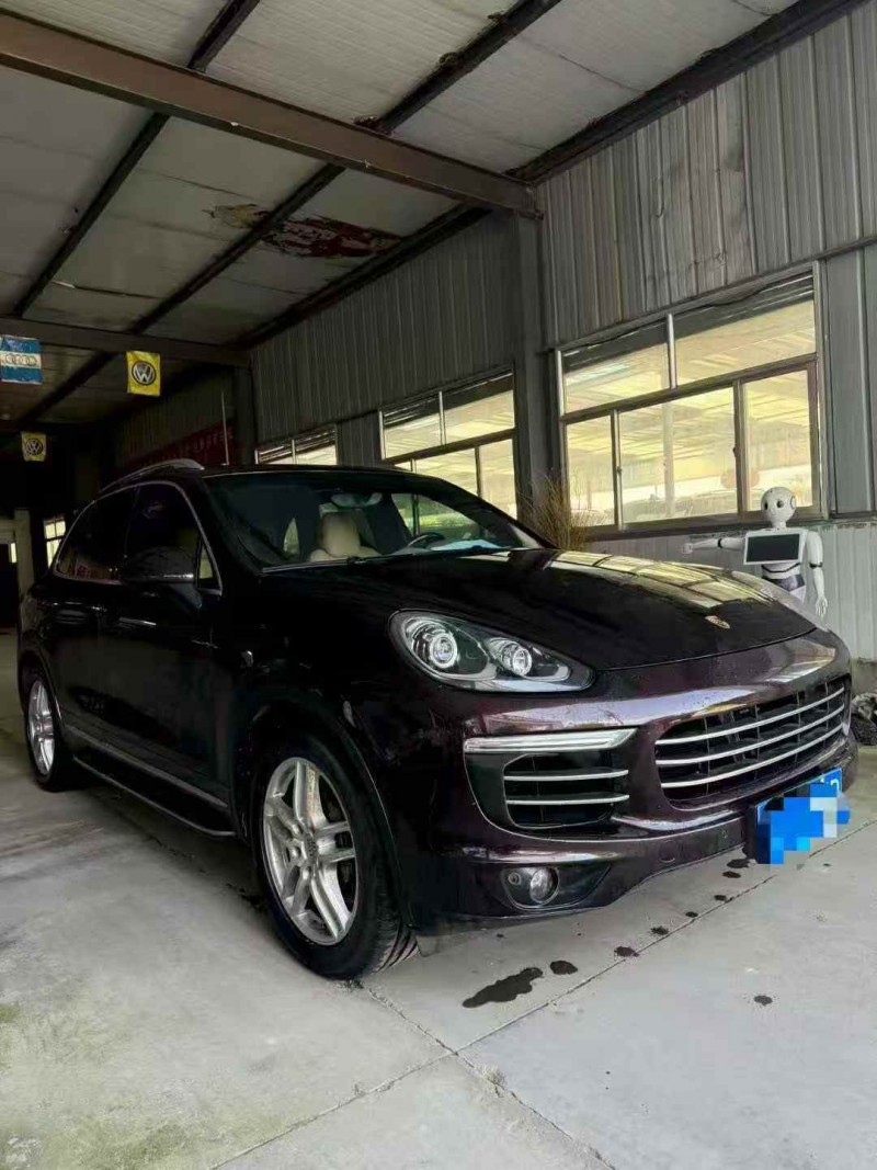 枣庄15年保时捷卡宴3