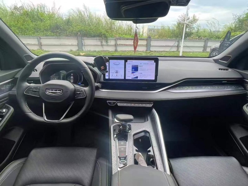 广州23年吉利星瑞9