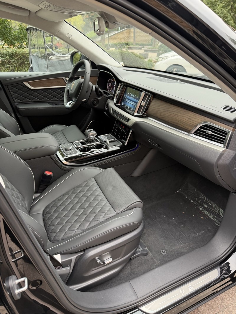 邢台25年红旗HS78