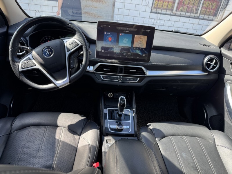 邢台19年比亚迪宋5