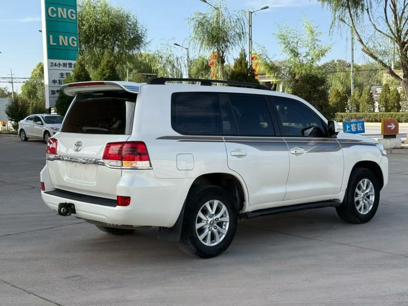 榆林14年丰田兰德酷路泽7