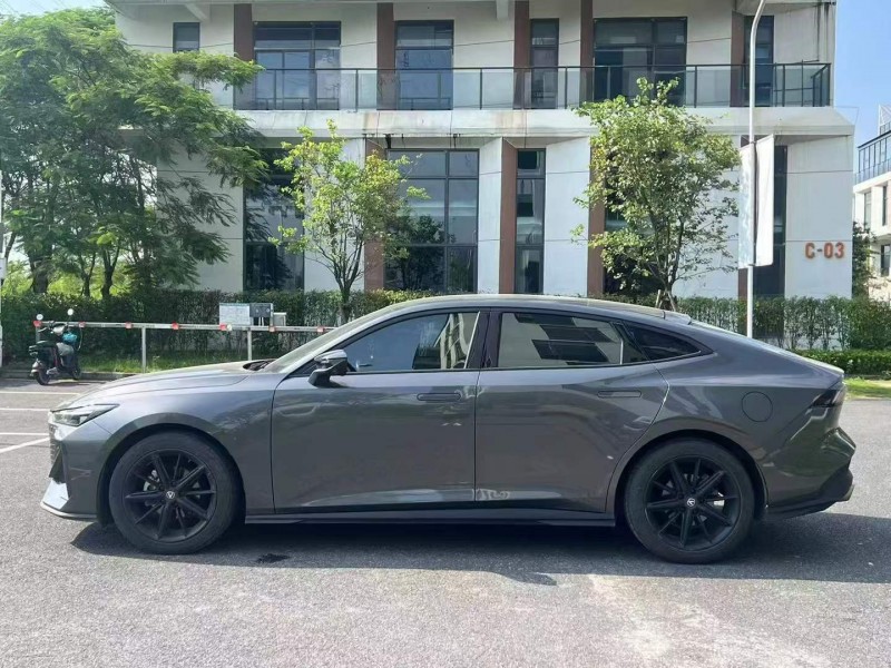 广州22年长安汽车UNI3