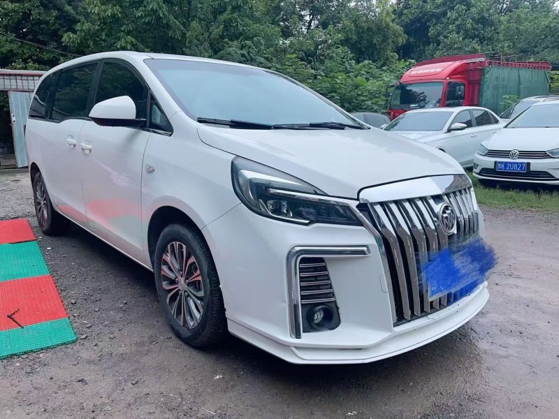 许昌22年别克GL82