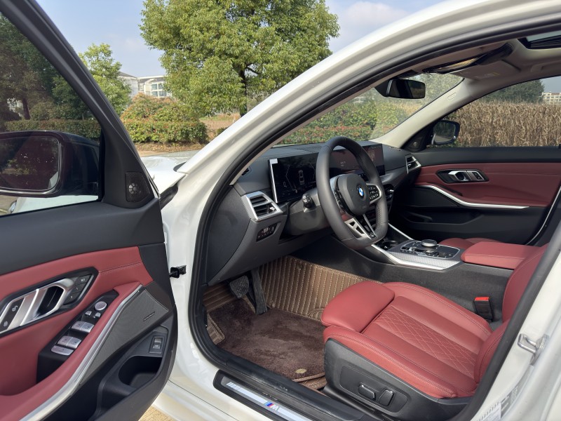 盐城25年宝马3系6