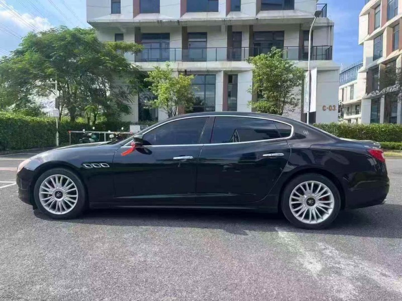 广州13年玛莎拉蒂总裁3