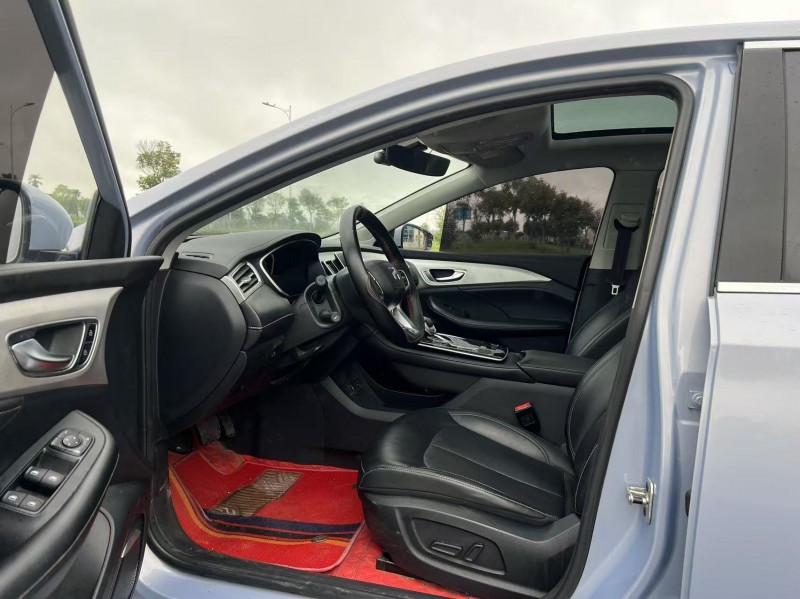 盐城22年荣威i64